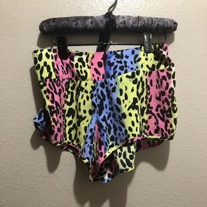 Colorful short shorts